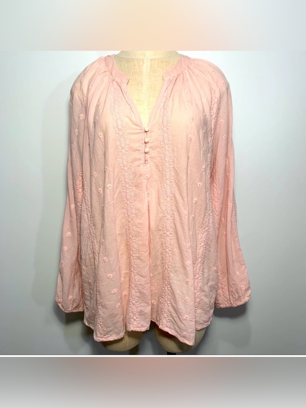 Nine 1 eight 100% cotton eyelet Lace Top